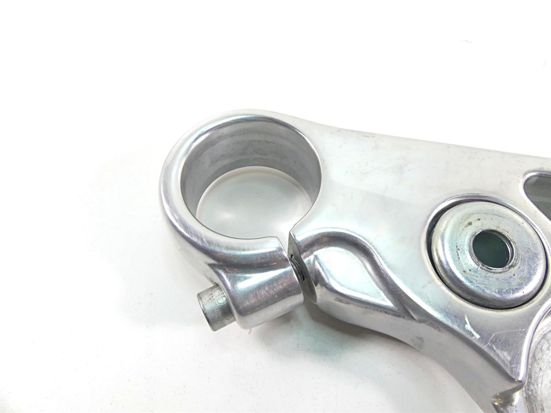 2010 Harley FXDF Dyna Fat Bob Upper Triple Tree Steering Clamp 49mm 47661-08 {{ shop.shopifyCountryName }} - Mototech271
