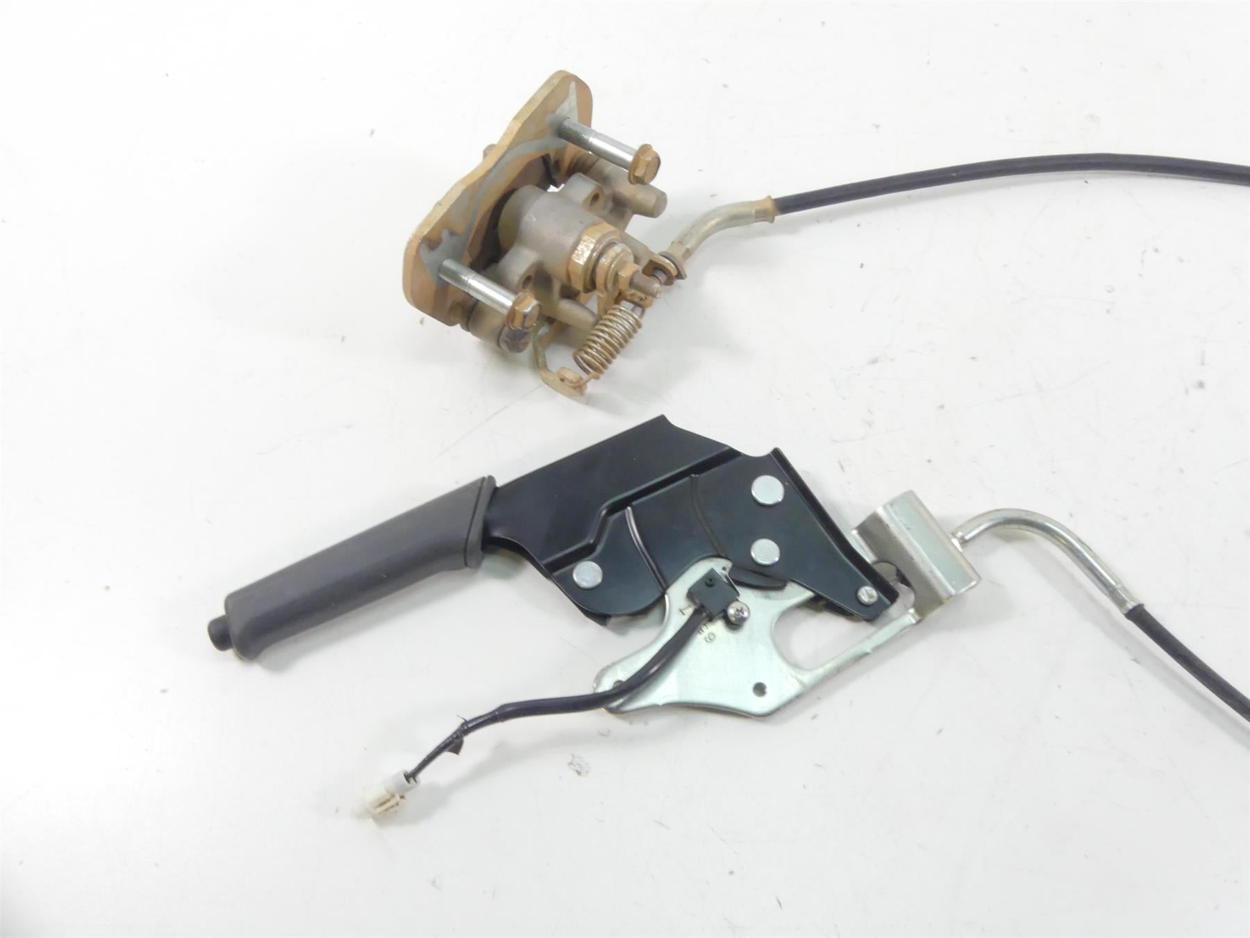 2017 Yamaha YXZ1000R EPS SS Park Hand Brake + Cable & Caliper 1XD-F5690-00-00 {{ shop.shopifyCountryName }} - Mototech271