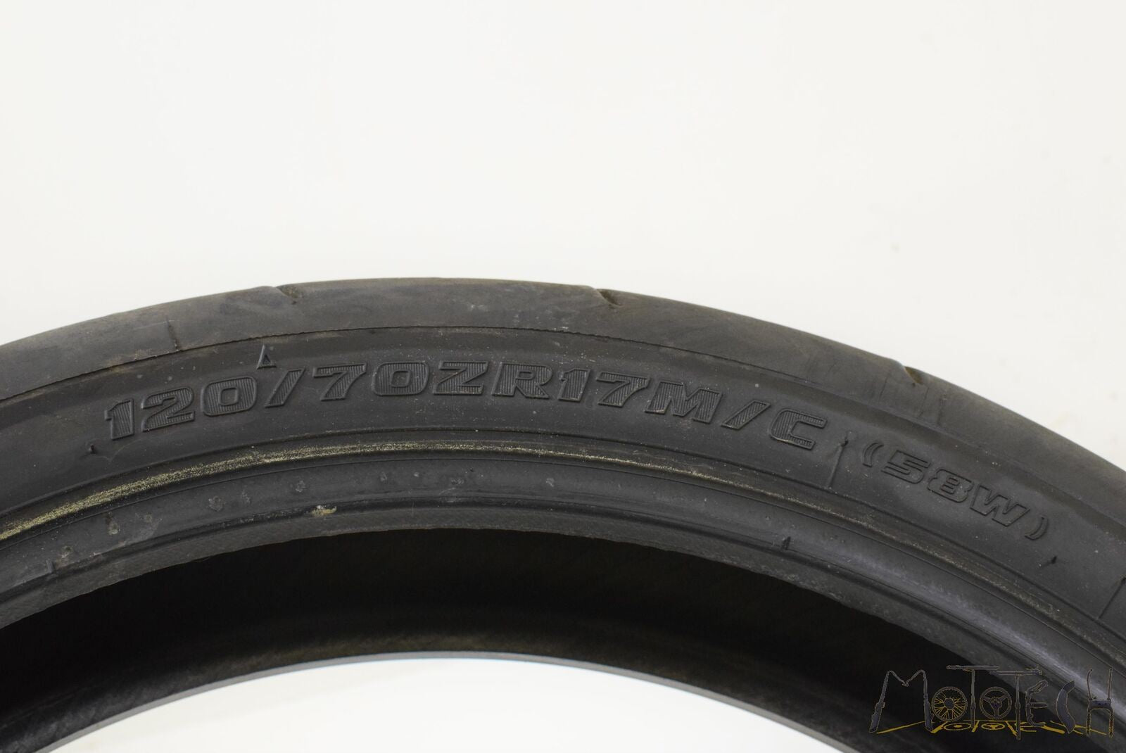 USED Front Tire BRIDGESTONE Hyperstport Battlax BT016 F 120/70-17 DOT5016 003027 {{ shop.shopifyCountryName }} - Mototech271