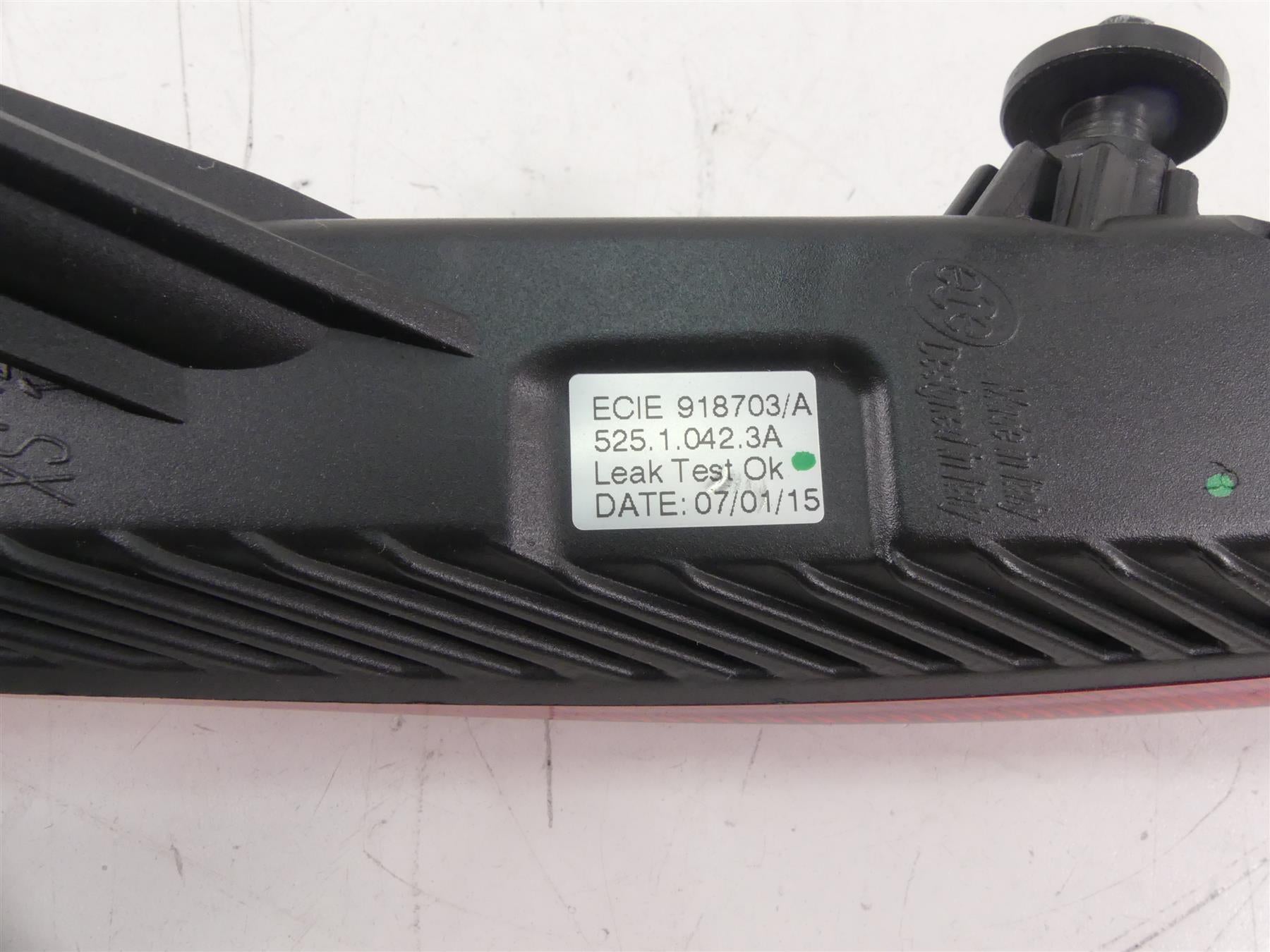 2015 Ducati Diavel Carbon Red Taillight Tail Light Rear Brake Lamp Set 52510413A {{ shop.shopifyCountryName }} - Mototech271