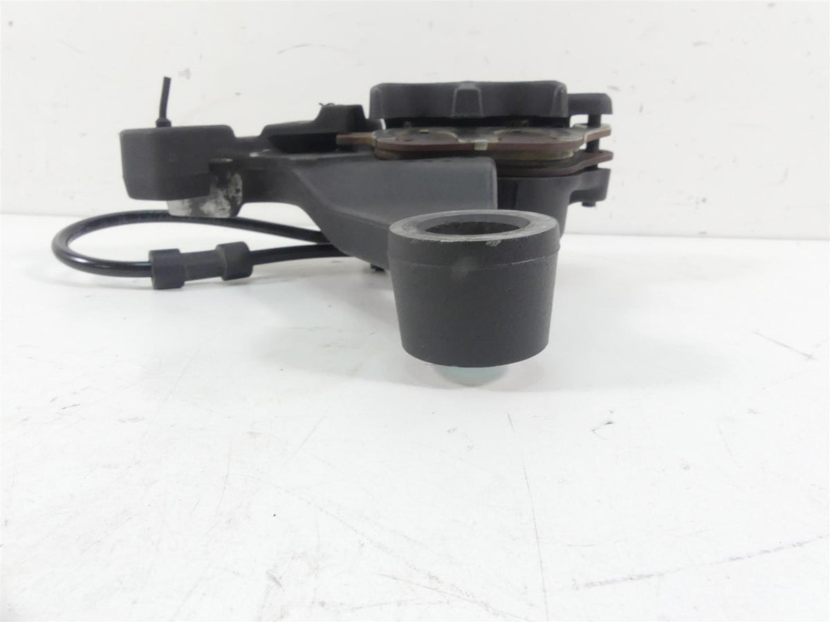2015 Harley FXDF Dyna Fat Bob Rear Brake Caliper + Line For 25mm Axle 40908-08 {{ shop.shopifyCountryName }} - Mototech271