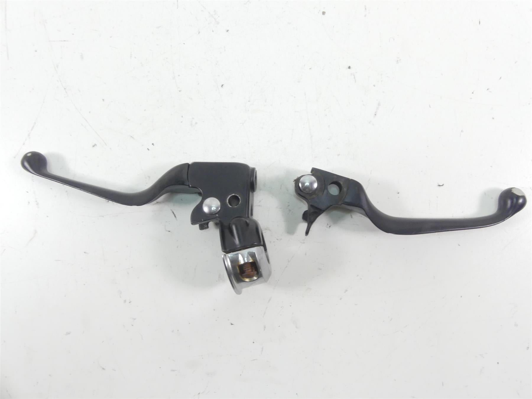 1998 Harley Dyna FXDL Low Rider Clutch Perch & Lever Set 38608-96 45015-96 {{ shop.shopifyCountryName }} - Mototech271