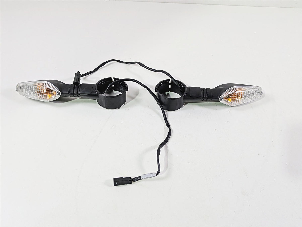 2022 Ducati Streetfighter V2 Front Blinker Turn Signals & Clamps Set 53010322A {{ shop.shopifyCountryName }} - Mototech271