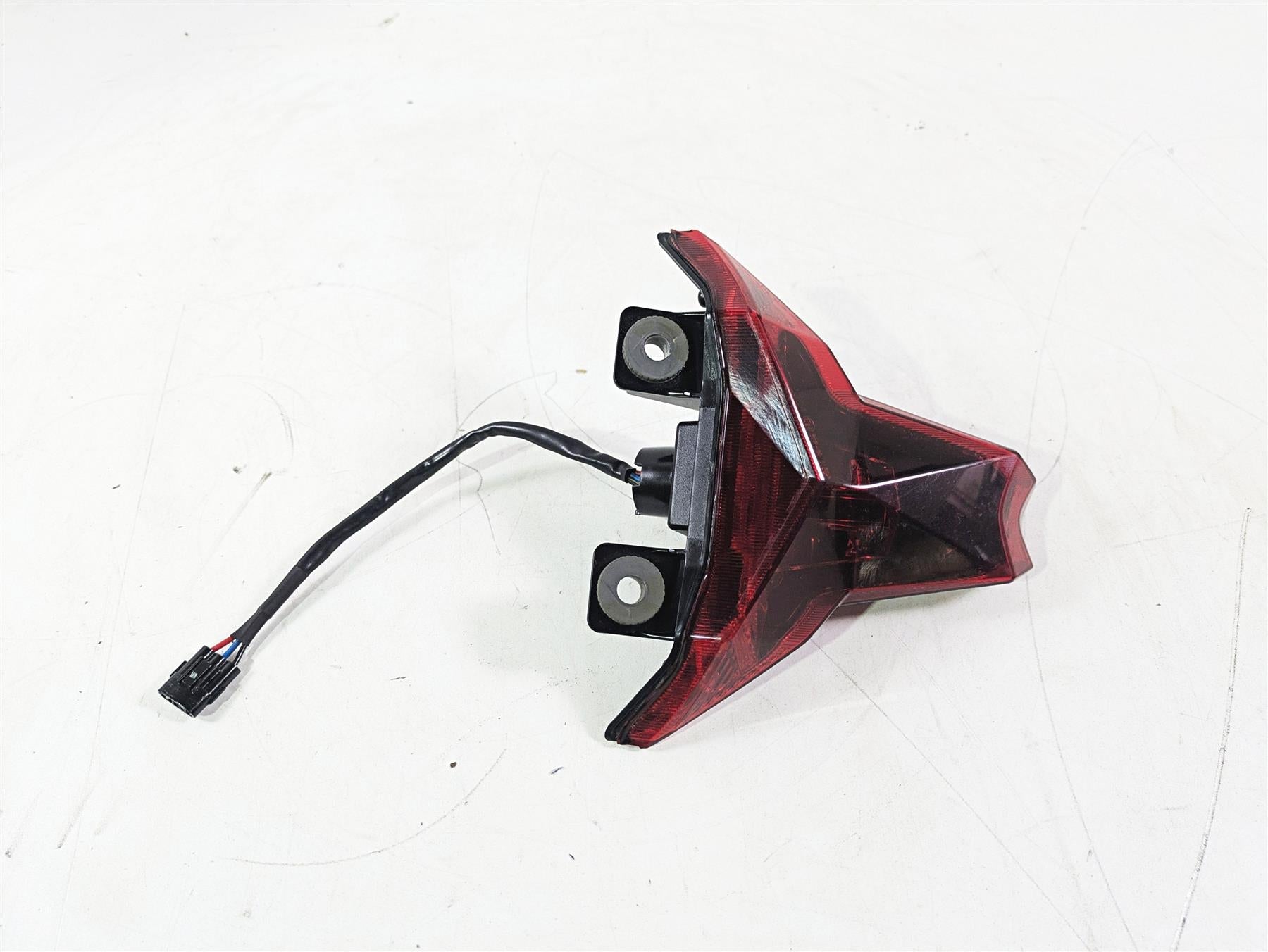 2020 Kawasaki ZX6R Ninja Taillight Tail Light Lamp 23025-0373 23025-0385 {{ shop.shopifyCountryName }} - Mototech271