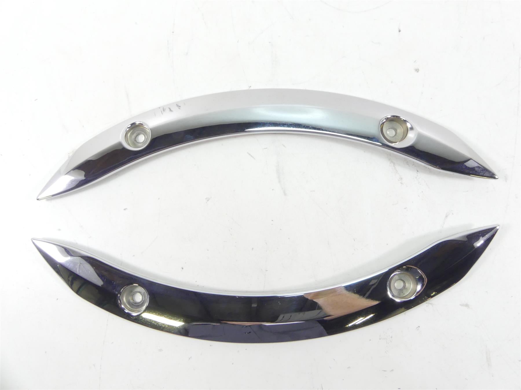 2016 Indian Chief Dark Horse Rear Fender Chrome Struts 5138454 5138453 {{ shop.shopifyCountryName }} - Mototech271