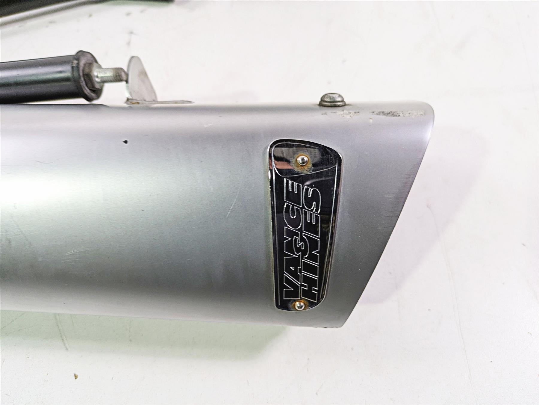 2013 Harley VRSCF Muscle Rod Vance Hines Slip On Muffler Exhaust Set 1801-0343 | Mototech271