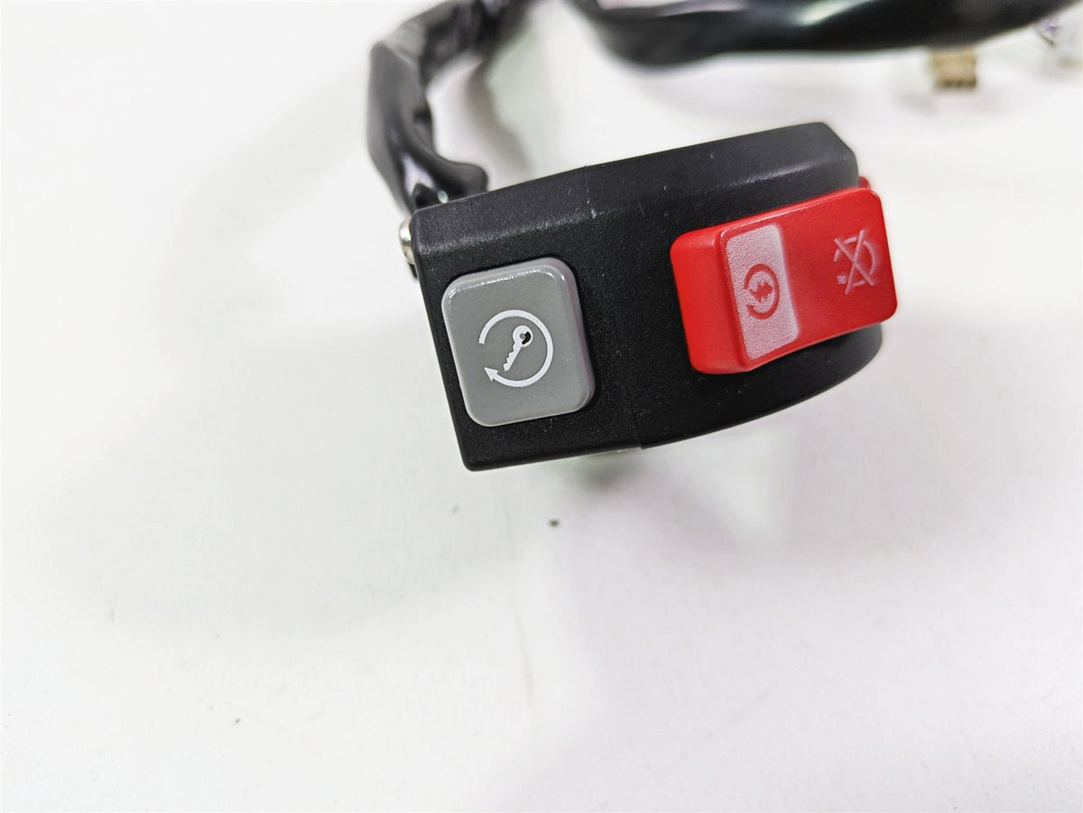 2020 KTM 1290 Super Adventure R Right Hand Control Switch Kill Start 61411174100 {{ shop.shopifyCountryName }} - Mototech271