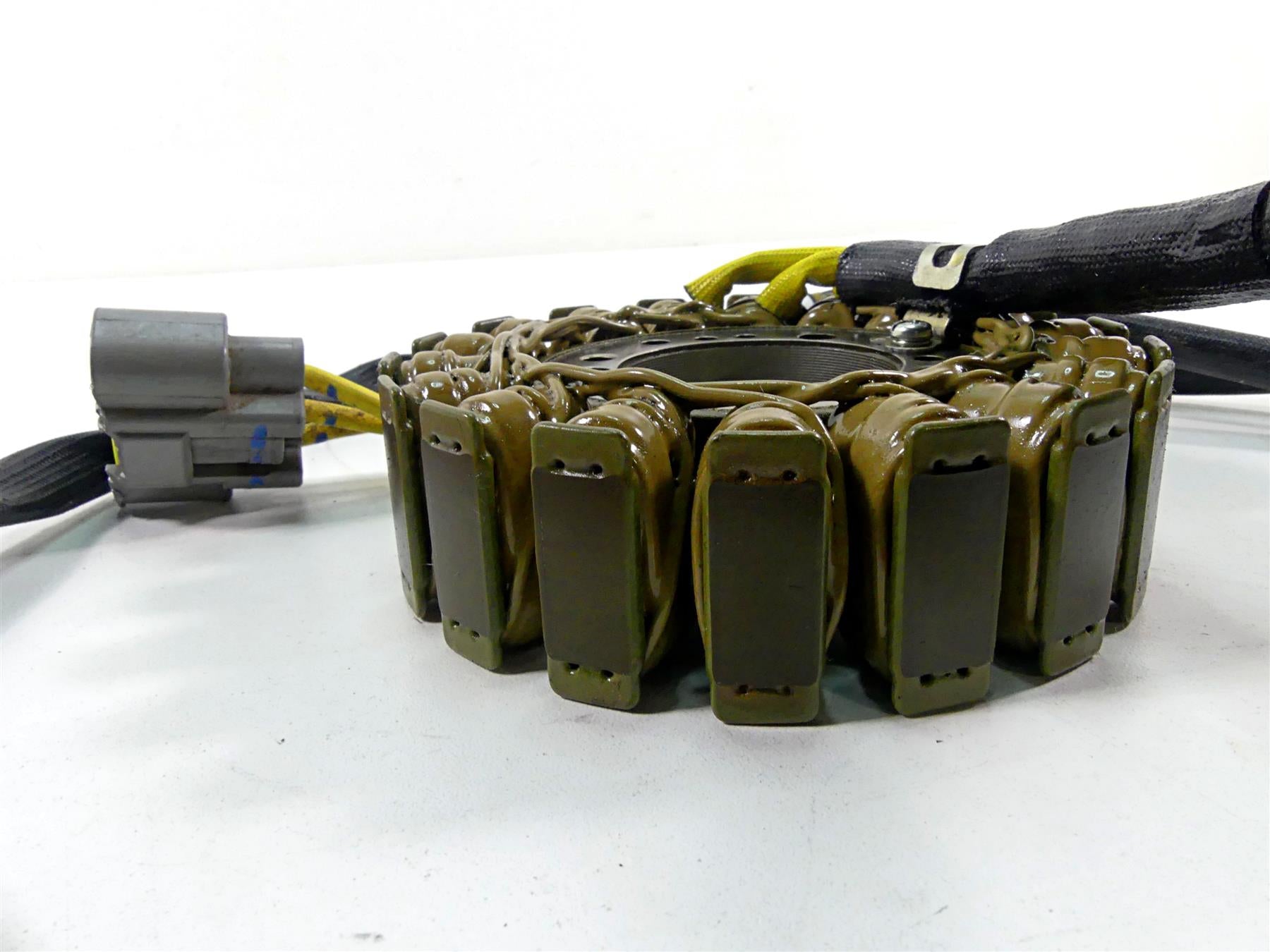 2018 Can Am Commander 1000R XT Stator Alternator Generator Magneto 420685632 {{ shop.shopifyCountryName }} - Mototech271