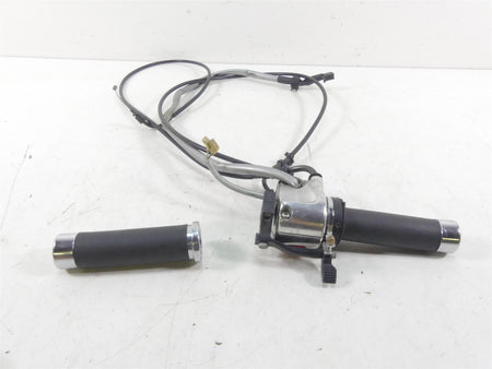 2002 Yamaha XVS1100 V-Star Right Hand Start Stop Control Switch 5BN-83975-00-00 {{ shop.shopifyCountryName }} - Mototech271
