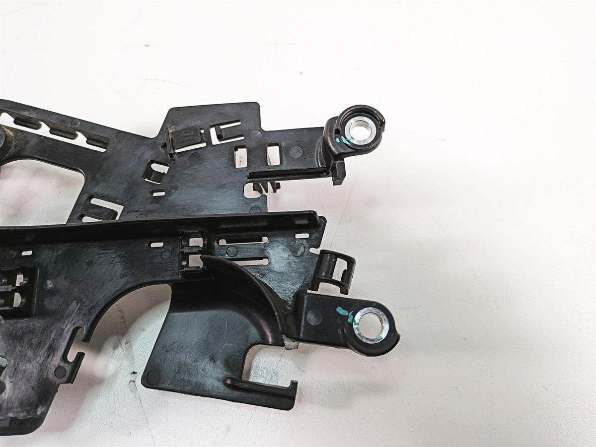 2020 Harley Softail FXBB Street Bob Electrical Carrier Plastic Set 69201632 {{ shop.shopifyCountryName }} - Mototech271