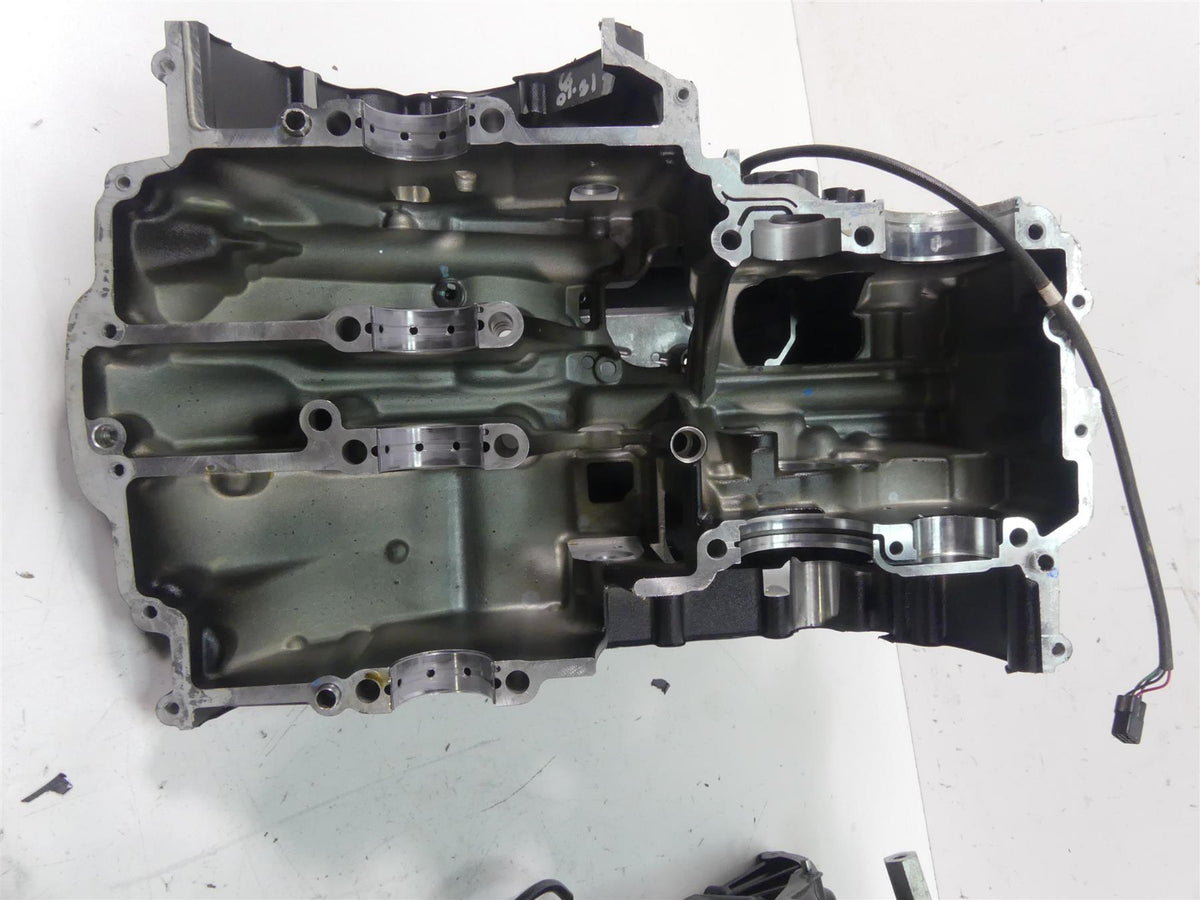 2017 Triumph Thruxton 1200 R Engine Motor Case Housing Set 4K T1162953 {{ shop.shopifyCountryName }} - Mototech271