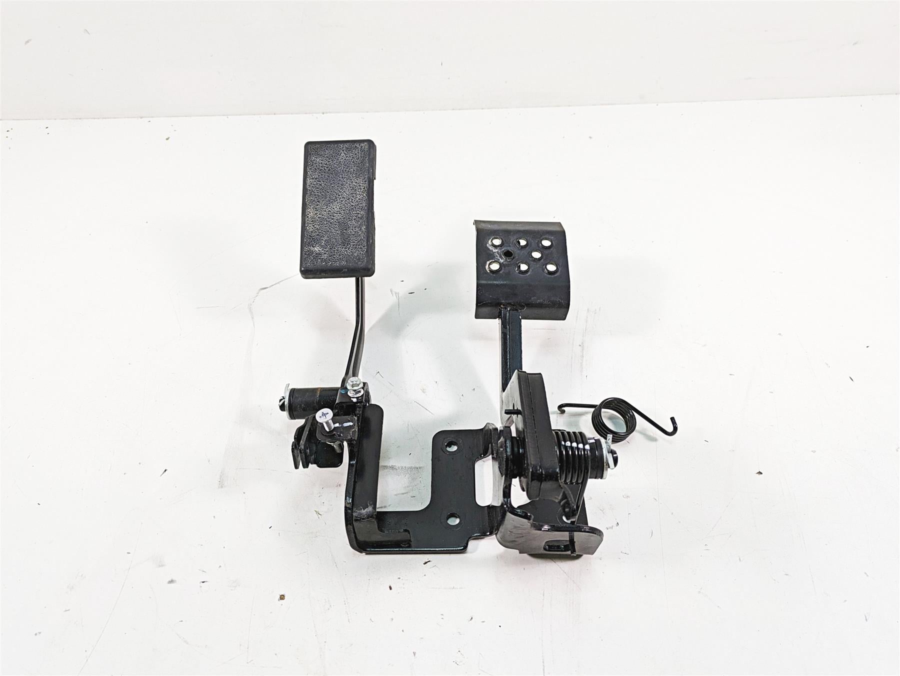 2021 CFMoto Zforce 500 Trail Foot Brake Pedal Lever Set 9060-081300 {{ shop.shopifyCountryName }} - Mototech271