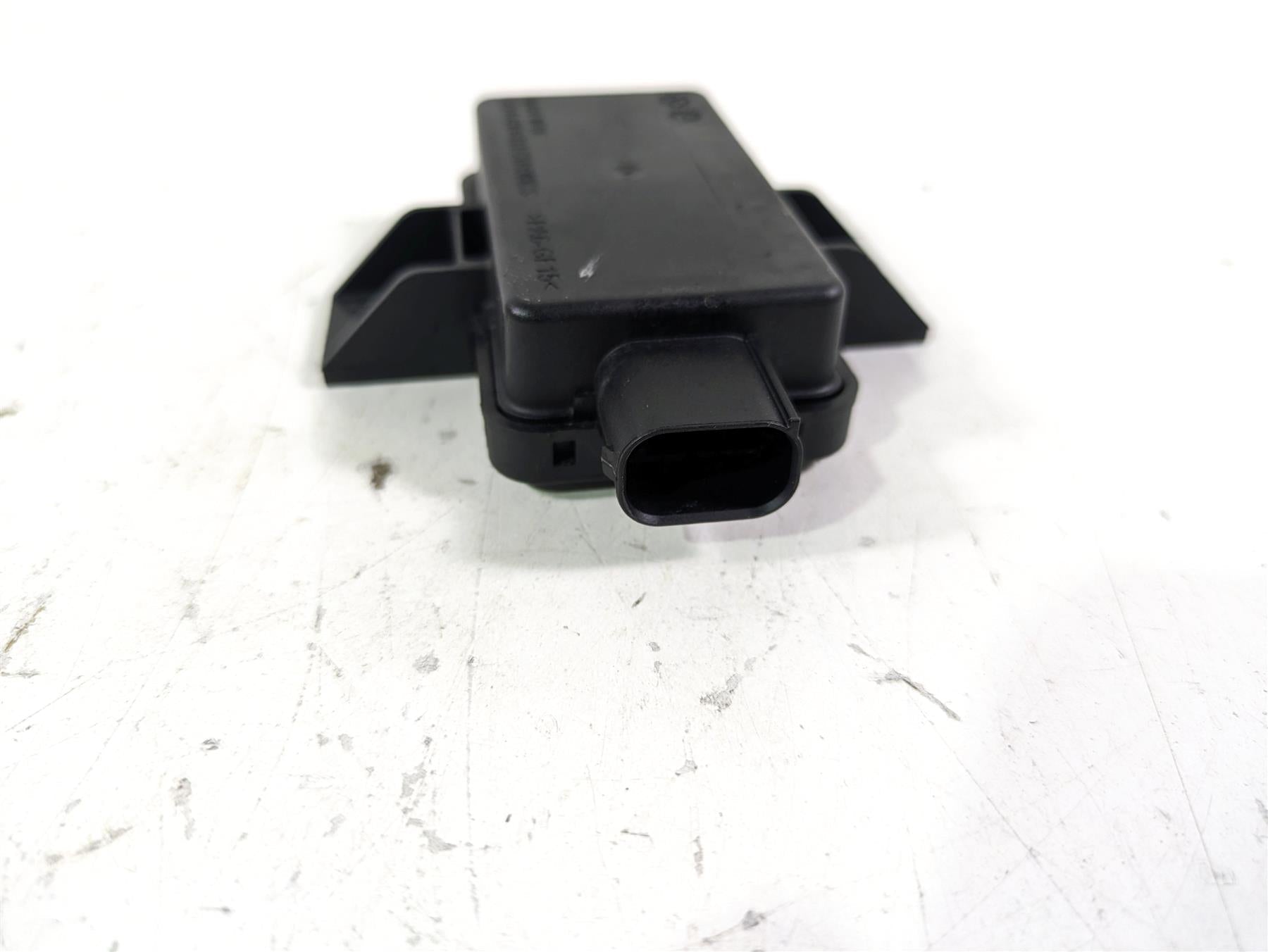 2022 BMW R1250 RT K052 Tire Pressure Sensors & Rdc Module 65759832031 {{ shop.shopifyCountryName }} - Mototech271