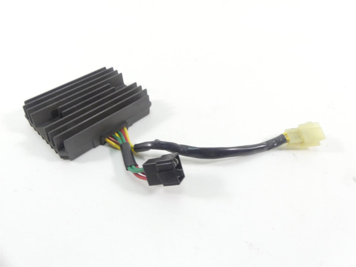 2010 Ducati Streetfighter 1098 S Rectifier Voltage Regulator 54040191A SH579EA {{ shop.shopifyCountryName }} - Mototech271