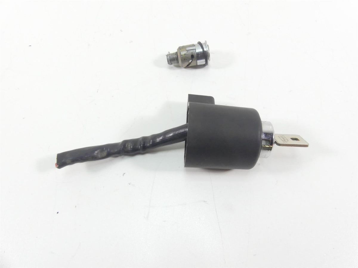 2006 Harley Sportster XL1200 Custom Ignition Switch Steering Lock & Key 71441-94 {{ shop.shopifyCountryName }} - Mototech271