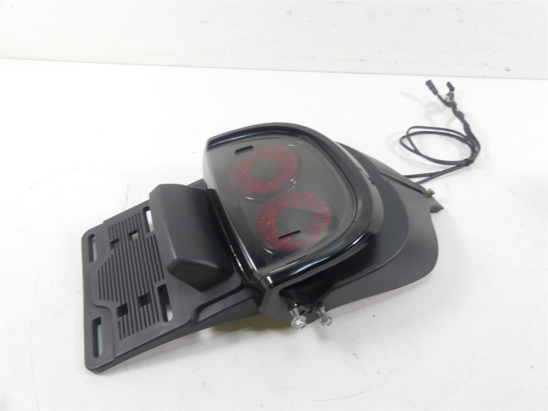 2014 Harley Dyna FXDF Fat Bob Rear Taillight & Plate Holder 67900173 {{ shop.shopifyCountryName }} - Mototech271