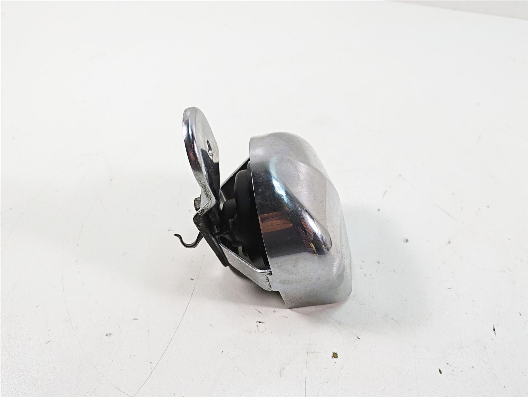 2013 Harley Softail FLSTC Heritage Classic Horn + Chrome Cover 61300478A {{ shop.shopifyCountryName }} - Mototech271