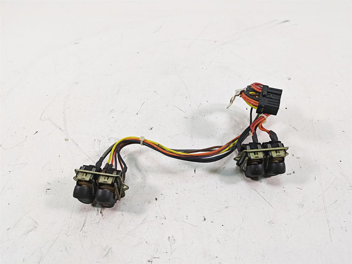 2010 Harley Touring FLHTCU Electra Glide Auxiliary Switch Set 70271-98 {{ shop.shopifyCountryName }} - Mototech271
