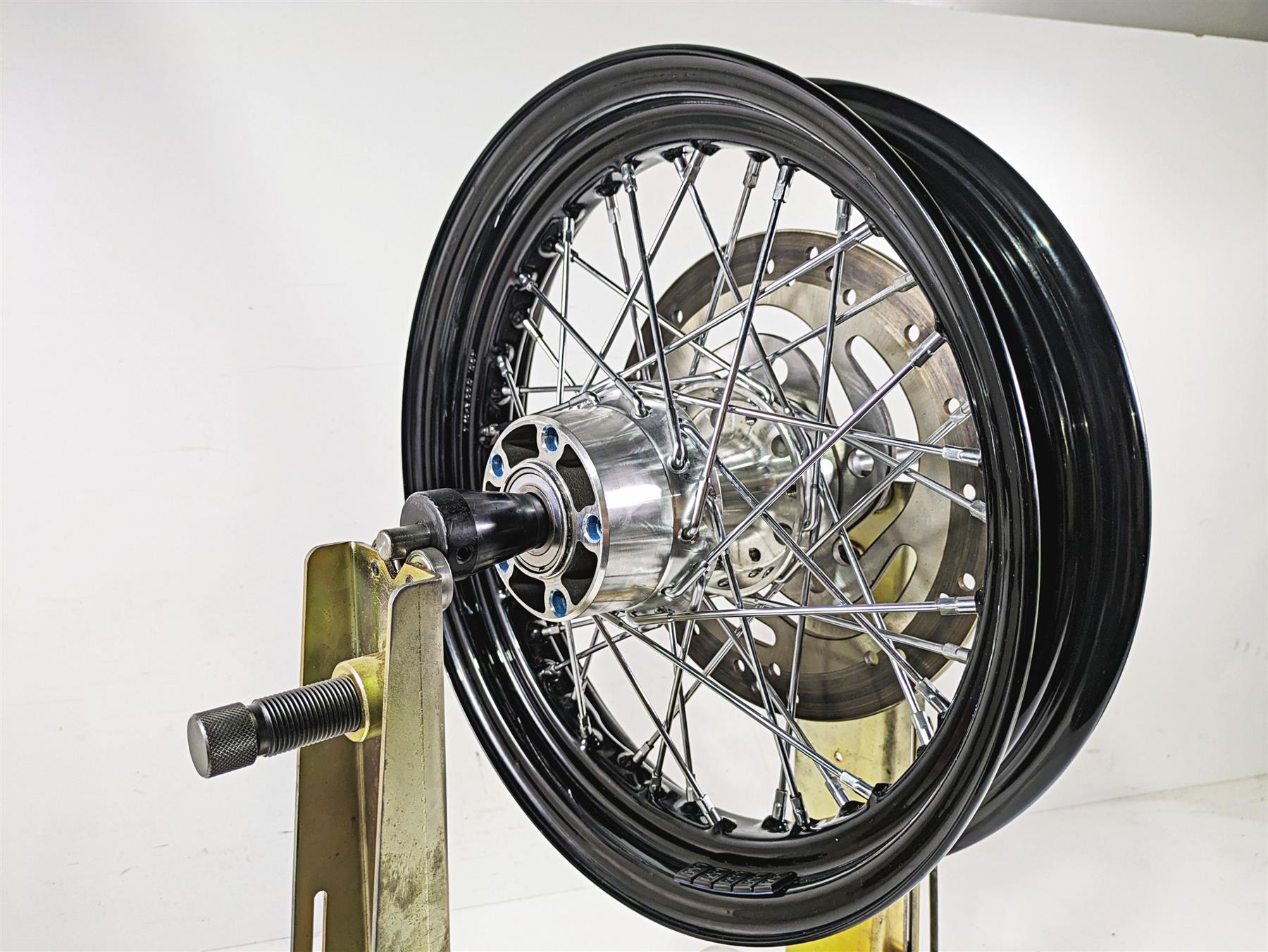 2019 Harley FLHCS Softail Heritage Straight 16x3 Rear Wheel Spoke Rim 40900488 {{ shop.shopifyCountryName }} - Mototech271