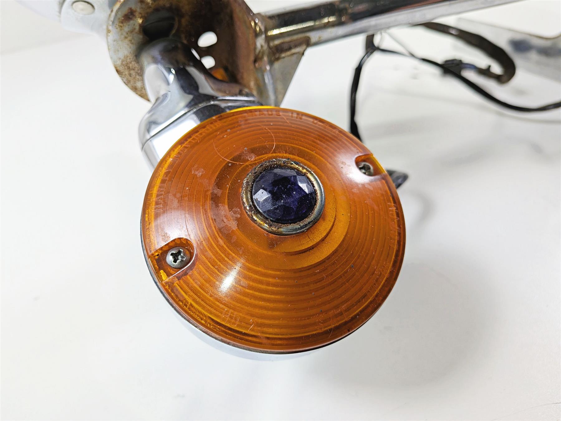2001 Harley FLHRCI Road King Front Spot Light Blinker Set 68712-94A 68846-98C {{ shop.shopifyCountryName }} - Mototech271