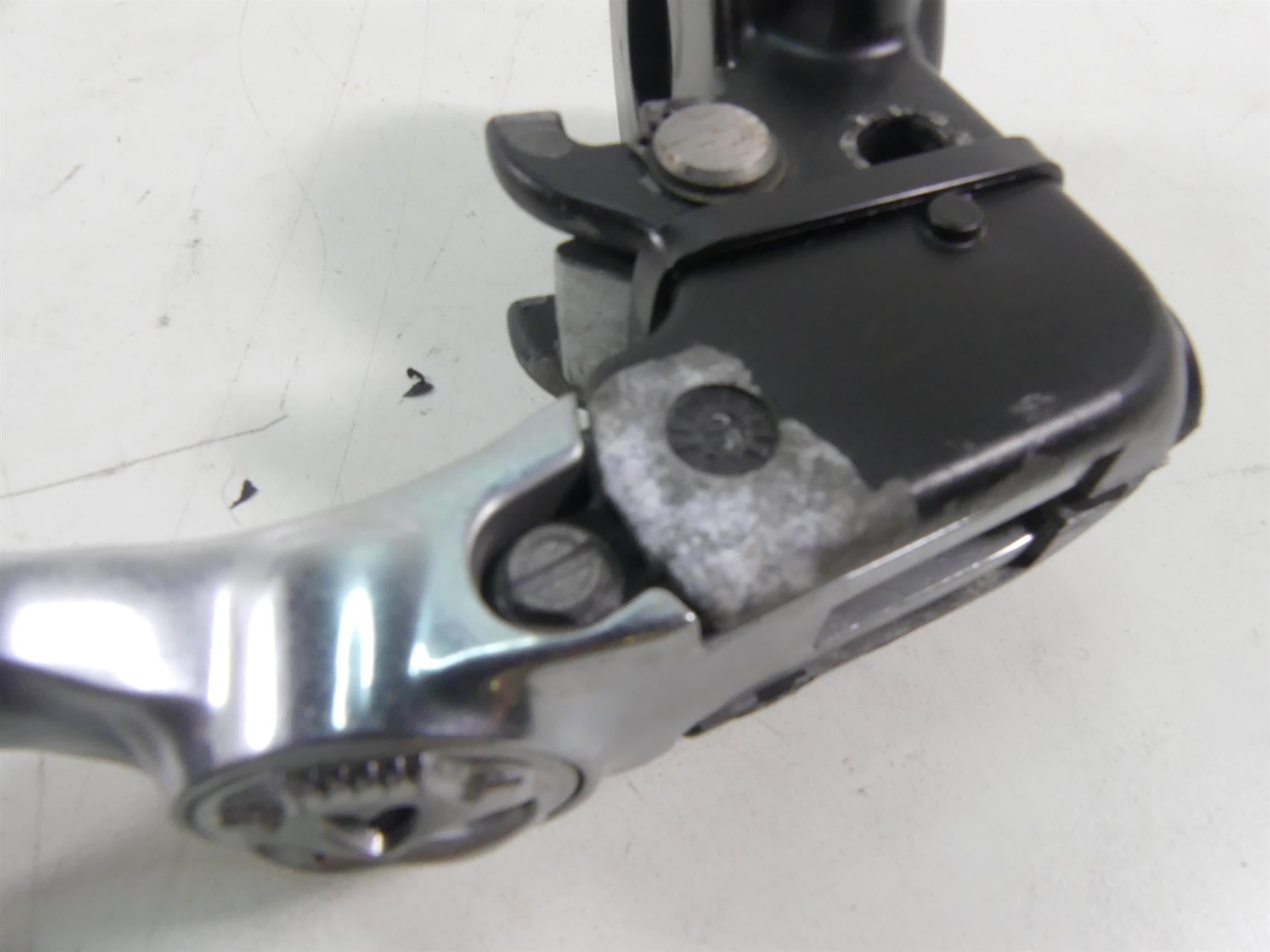 2005 Harley FXDWGI Dyna Wide Glide Clutch Perch & Kuryakyn Zombie Lever 38608-96 {{ shop.shopifyCountryName }} - Mototech271