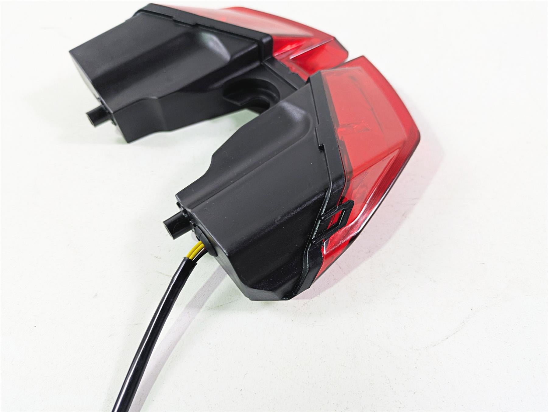 2013 Ducati Hypermotard 821 SP Taillight Tail Light & Wiring - Read 52510452B {{ shop.shopifyCountryName }} - Mototech271