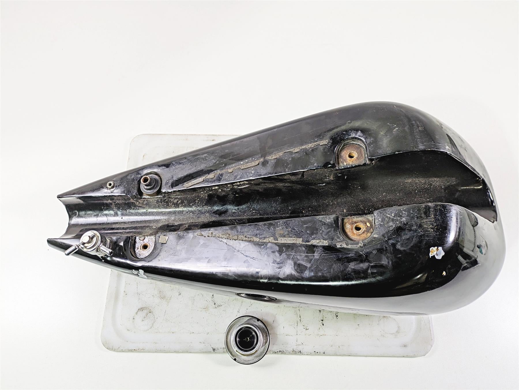 2004 Big Dog Chopper Fuel Gas Petrol Tank & Petcock READ {{ shop.shopifyCountryName }} - Mototech271