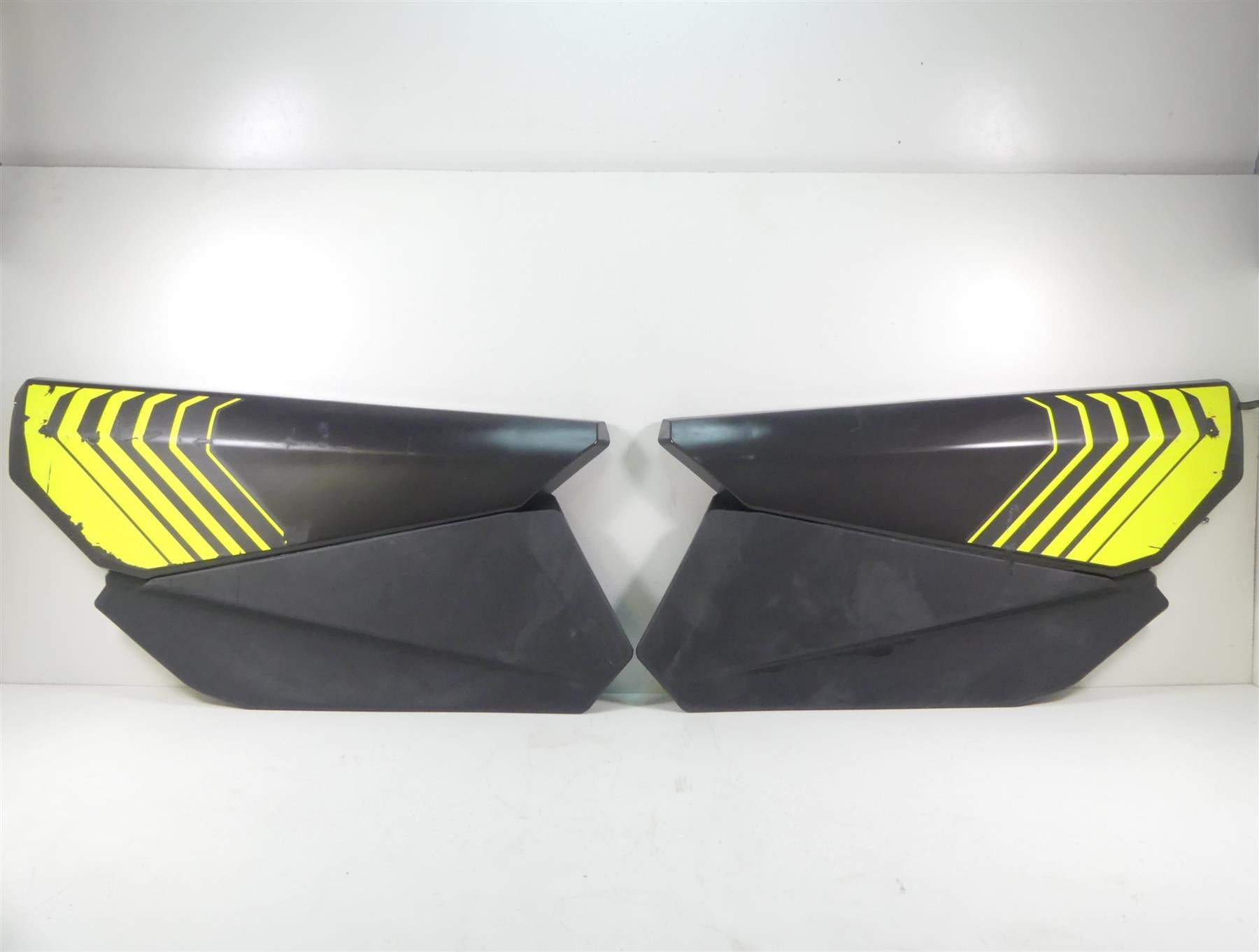 2018 Can Am Maverick X3 XMR Turbo R Left Right Side Door Set 705010272 705010272