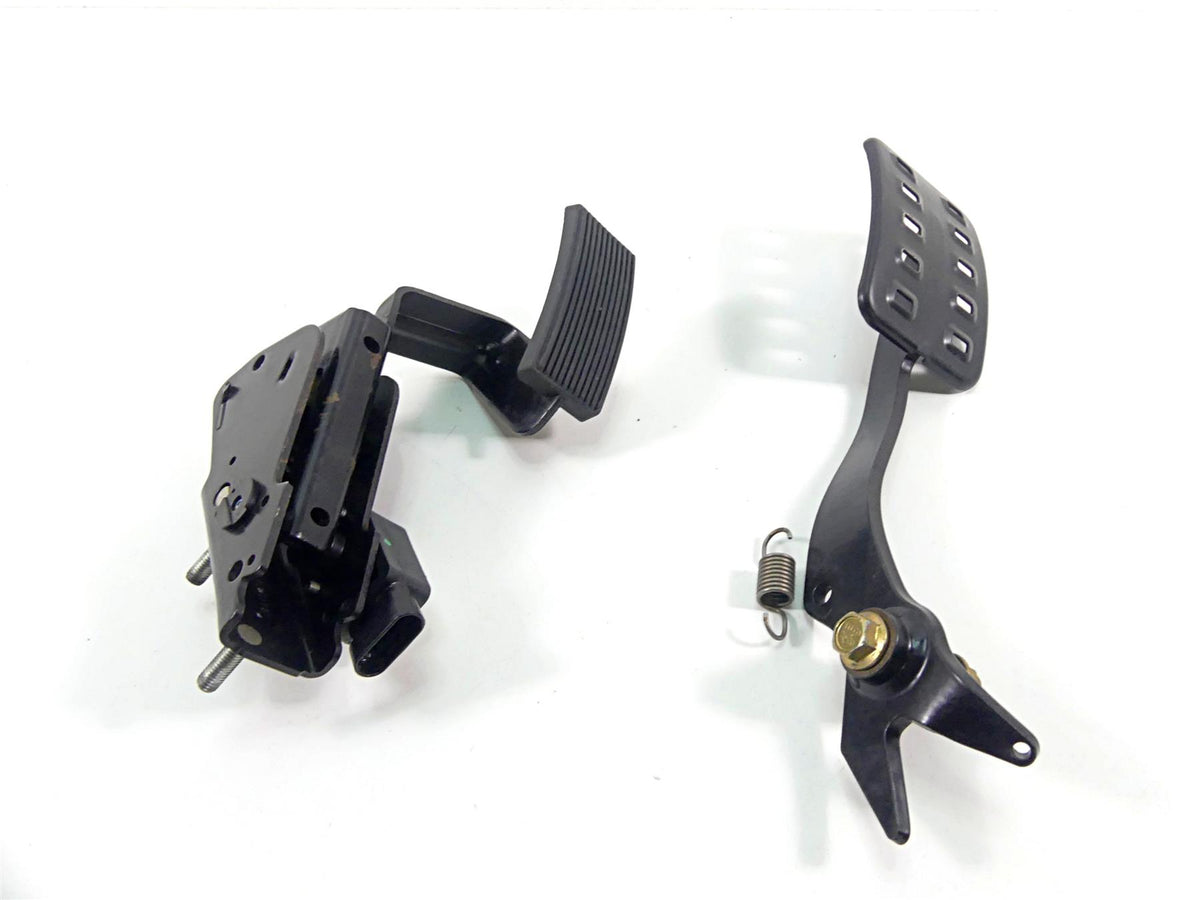 2018 Can Am Commander 1000R XT Foot Accelerate Brake Pedal Set 705600724 {{ shop.shopifyCountryName }} - Mototech271