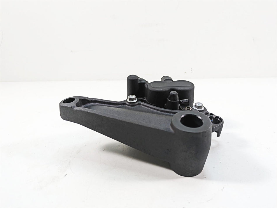 2020 Moto Guzzi V85 TT Adventure Nice Rear Brake Caliper & Bracket 2B000525 {{ shop.shopifyCountryName }} - Mototech271