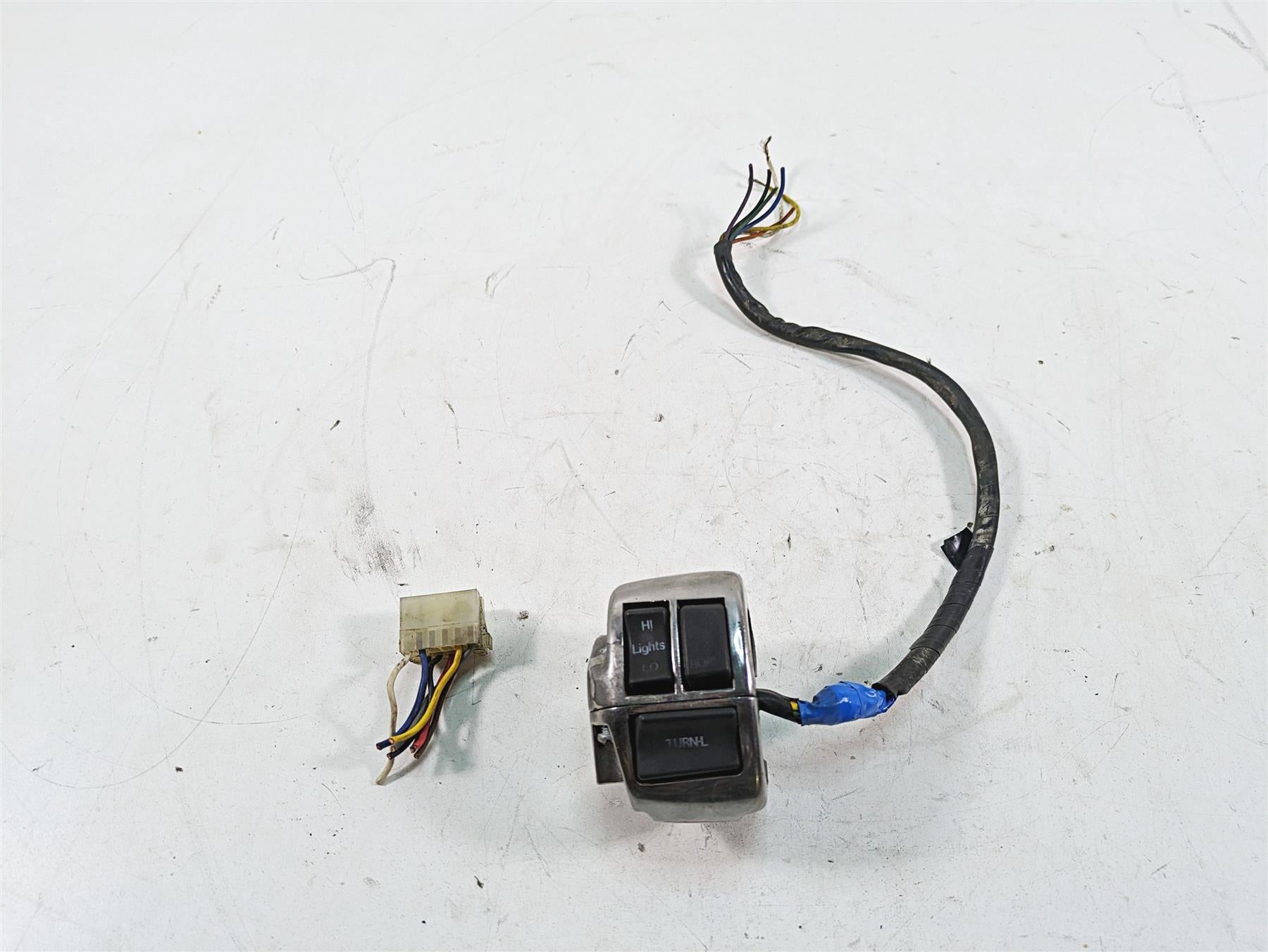 1990 Harley Sportster XLH883 XL883 Left Hand Control Switch - Read 70218-87A {{ shop.shopifyCountryName }} - Mototech271