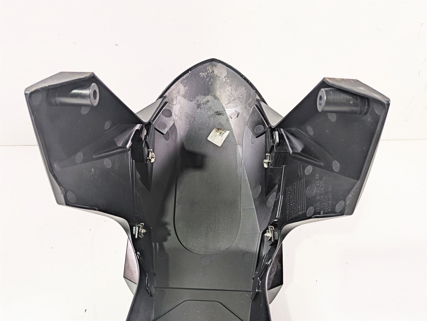 2016 BMW R1200RT K52 Front Fender & Cover 46617728670 {{ shop.shopifyCountryName }} - Mototech271