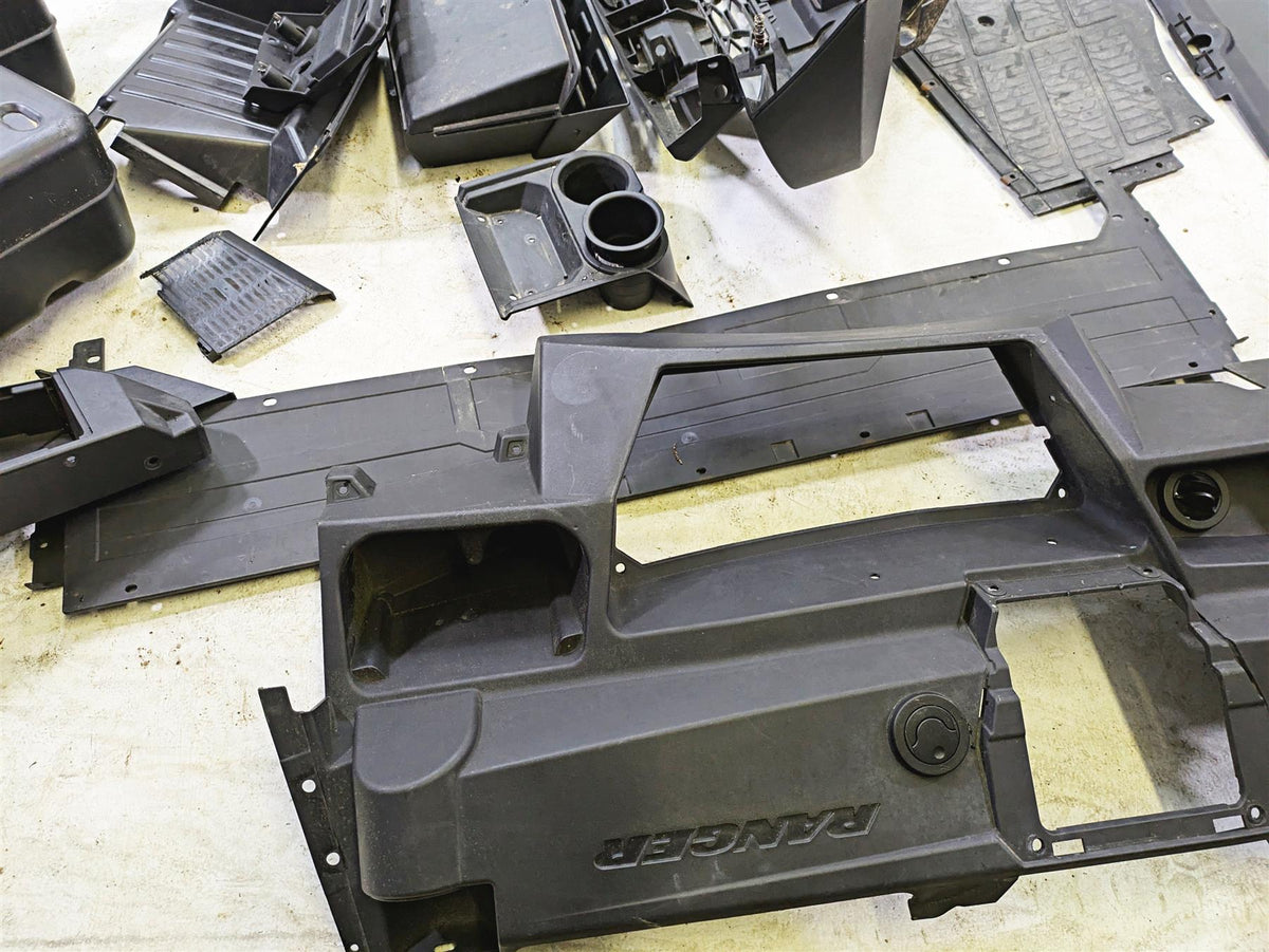 2022 Polaris Ranger 1000 Premium Bumper Dash Panel & Interior Covers 5455135 {{ shop.shopifyCountryName }} - Mototech271