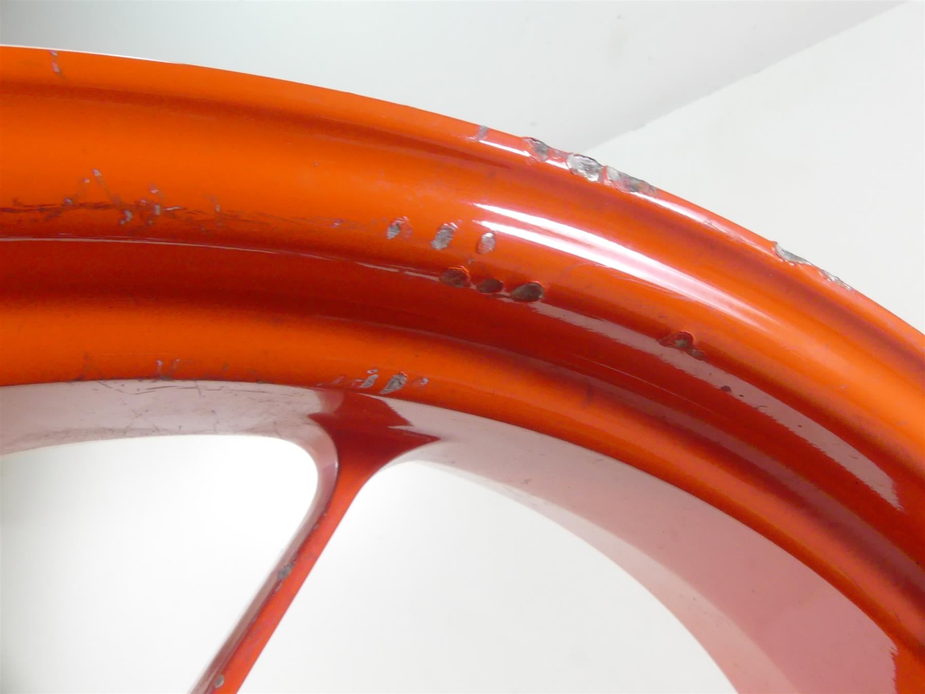 2021 Aprilia RS 660 Rear Red Wheel Rim 17x5.5 -Read 2B005364 {{ shop.shopifyCountryName }} - Mototech271