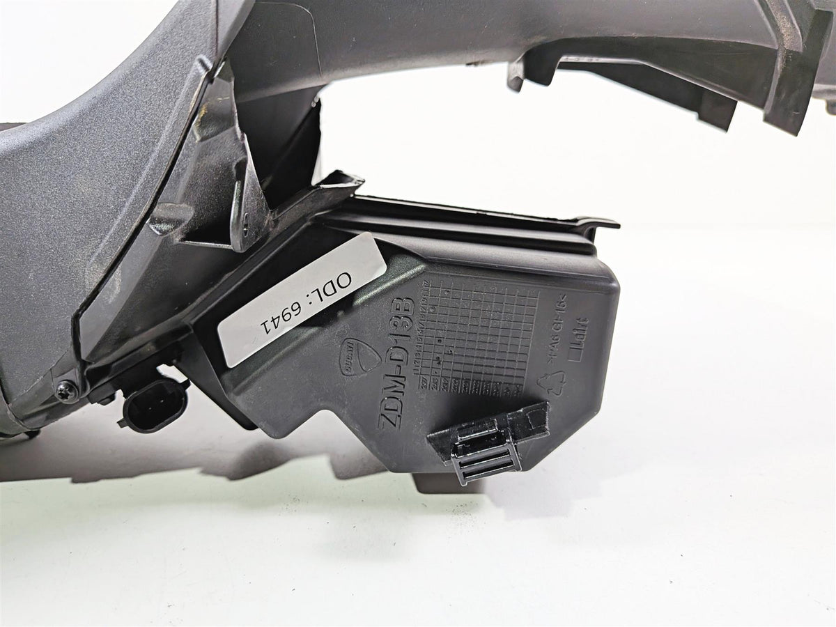 2019 Ducati Panigale V4S V4 S Corse Front Air Intake Duct Scoop Ram 44218952A 48411512A {{ shop.shopifyCountryName }} - Mototech271