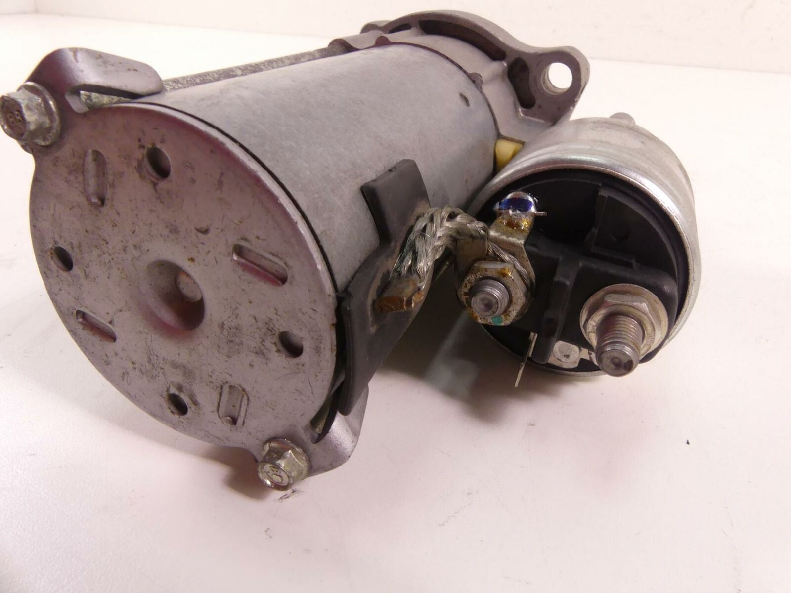 2013 BMW R1200RT K26 Valeo Engine Starter Motor & Cover 12417712231 {{ shop.shopifyCountryName }} - Mototech271