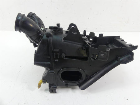 2017 Triumph Thruxton 1200 R Air Box Cleaner Breather Filter T2201106 {{ shop.shopifyCountryName }} - Mototech271