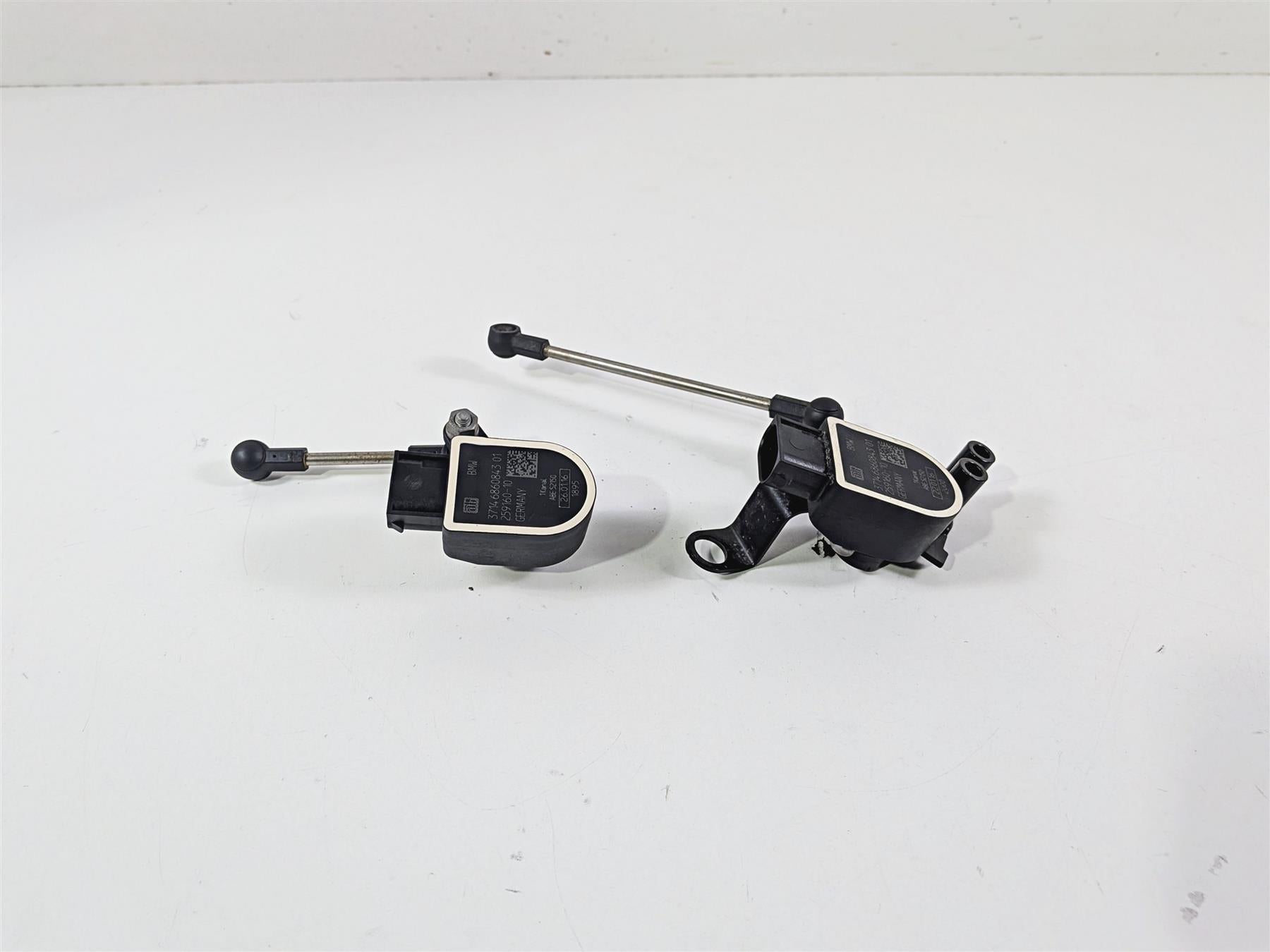2016 BMW R1200RT RT RTW K52 Bike Height Level Sensor Set 37146860843 37146870000 {{ shop.shopifyCountryName }} - Mototech271