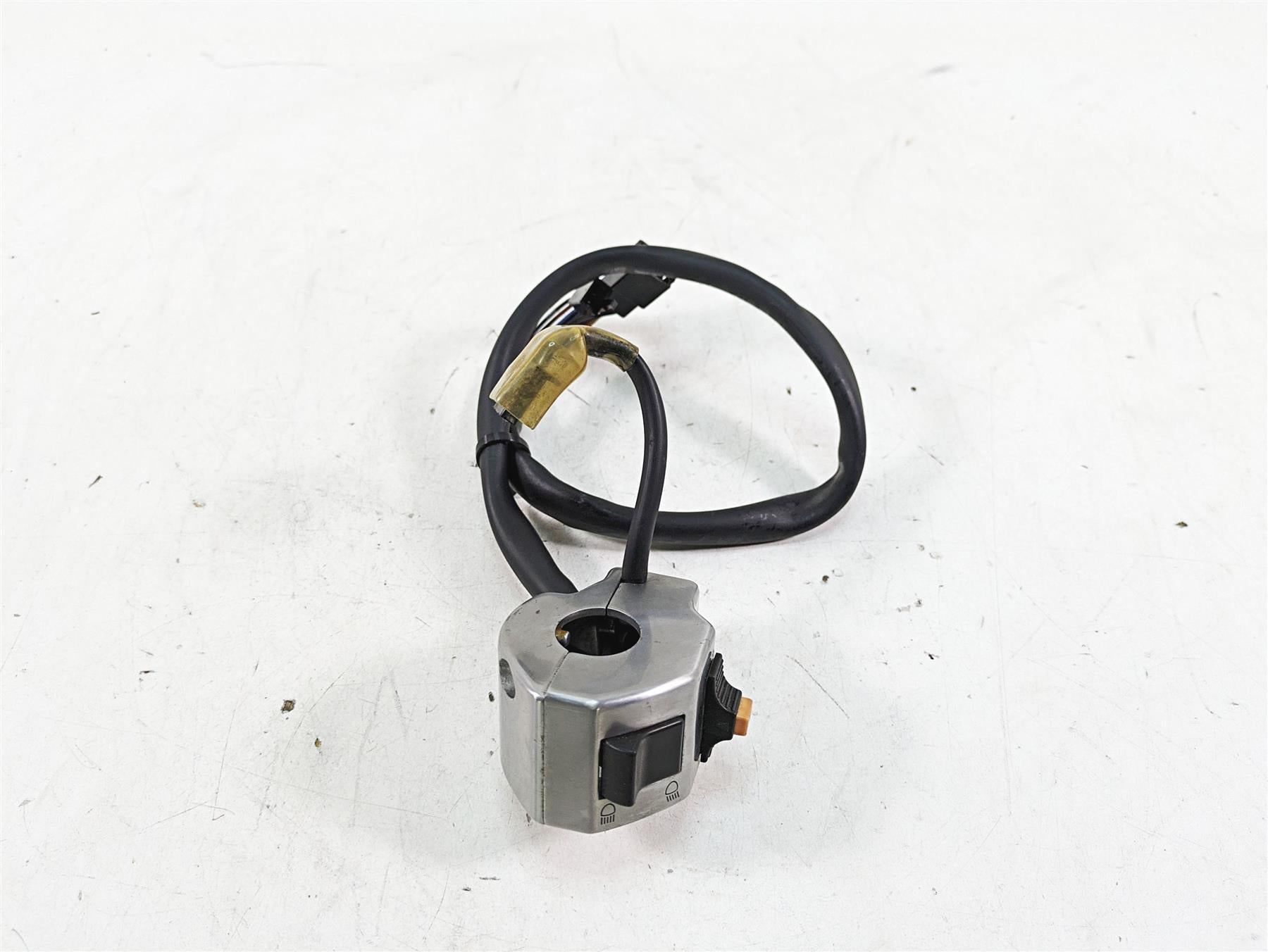 1997 Kawasaki VN1500 Vulcan Left Hand Turn Signal Control Switch 46091-1449 {{ shop.shopifyCountryName }} - Mototech271