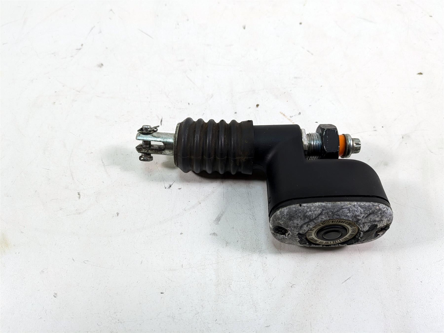 2006 Harley Touring FLHTCUI Electra Glide Rear Brake Master Cylinder 41767-05E {{ shop.shopifyCountryName }} - Mototech271