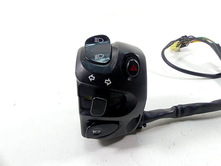 2012 Yamaha VMX17 VMAX 1700 Left Hand Light Blinker Control Switch 2S3-83972-00 {{ shop.shopifyCountryName }} - Mototech271