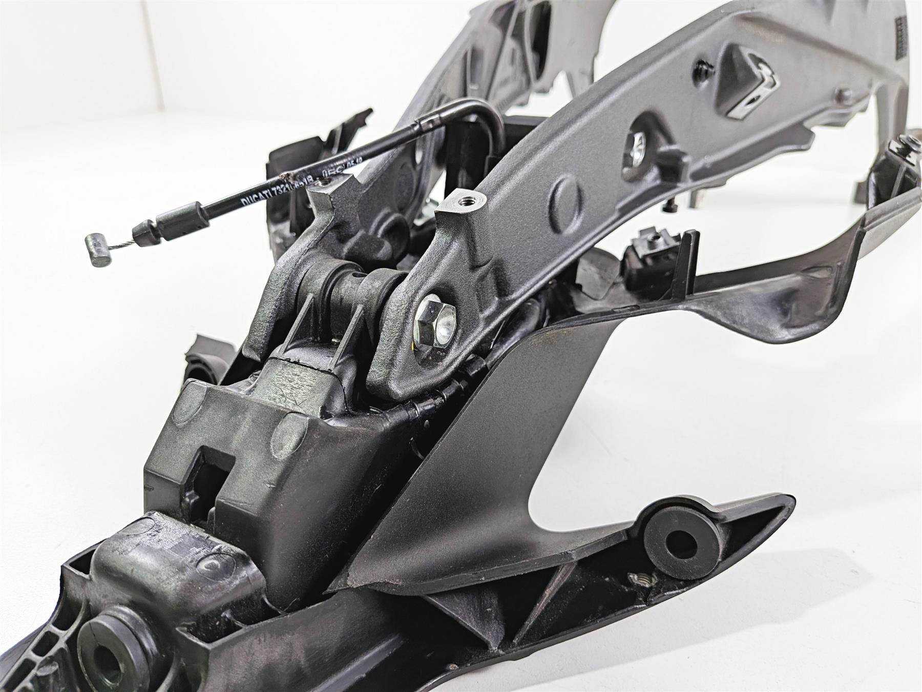 2019 Ducati Panigale V4S V4 S Corse Straight Rear Subframe & Locker 48312054A {{ shop.shopifyCountryName }} - Mototech271