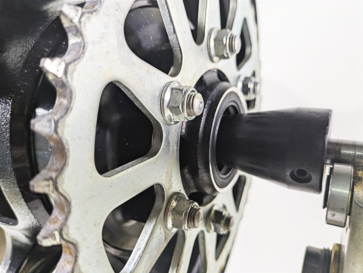 2020 Kawasaki ZX6R Ninja Straight Rear Wheel Rim 17x5.5 41073-0729-18F {{ shop.shopifyCountryName }} - Mototech271