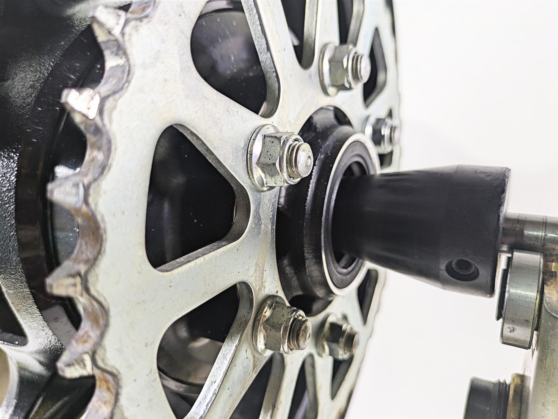 2020 Kawasaki ZX6R Ninja Straight Rear Wheel Rim 17x5.5 41073-0729-18F {{ shop.shopifyCountryName }} - Mototech271