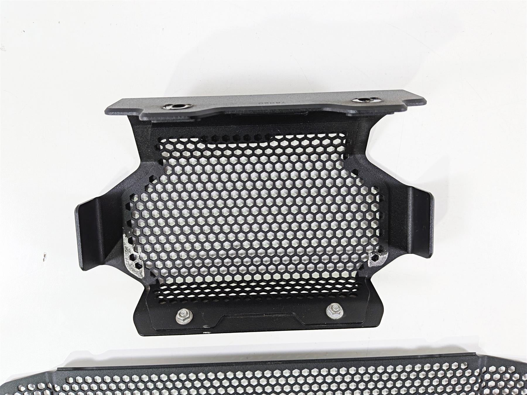 2016 Ducati Hypermotard 939 SP Evotech Radiator Grille Cover PRN010929-Mototech271