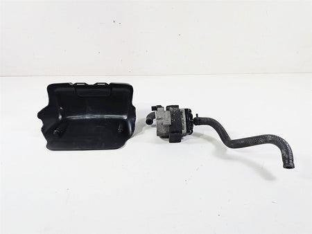 2020 Harley Touring FLTRK Road Glide Water Pump + Holder & Cover 26600048B {{ shop.shopifyCountryName }} - Mototech271
