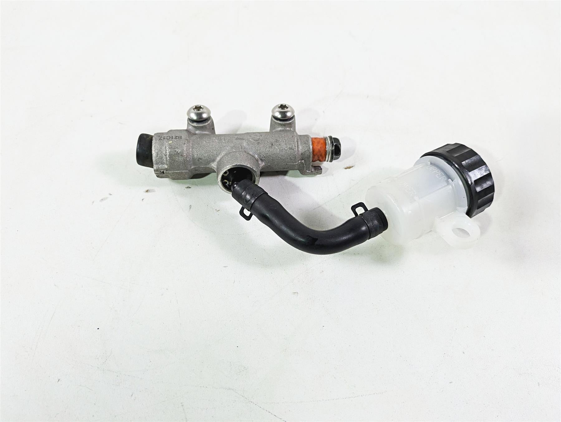 2021 Kawasaki Z900 ZR900 Rear Brake Master Cylinder 43015-0650 {{ shop.shopifyCountryName }} - Mototech271