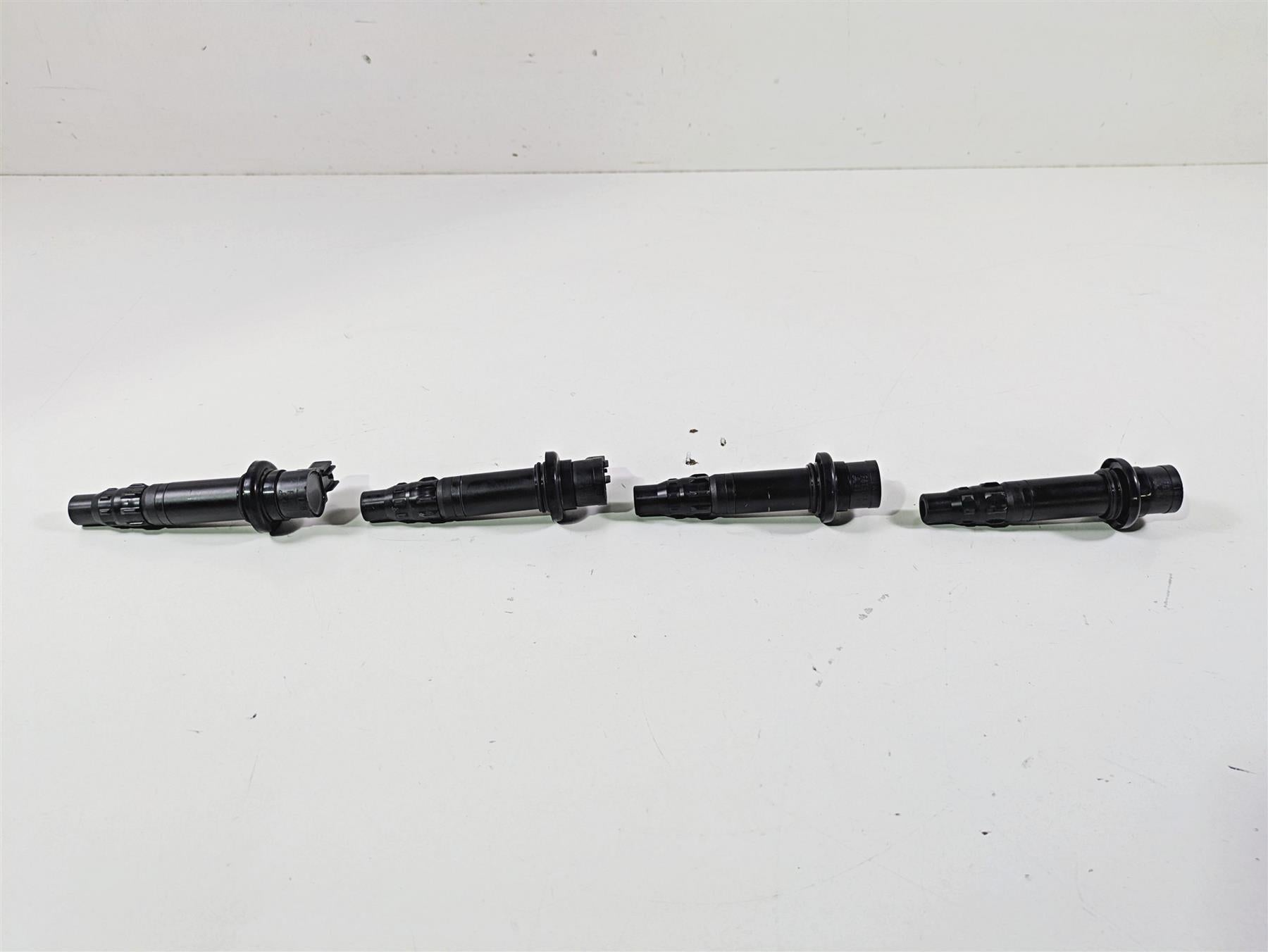 2014 Yamaha YZFR1 R1 RN22 Ignition Stick Coil Set 1KB-82310-00-00 {{ shop.shopifyCountryName }} - Mototech271