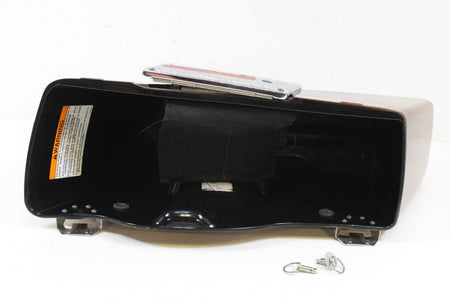 2009 Harley Touring FLTR Road Glide Right Saddlebag Saddle Bag 90752-93 {{ shop.shopifyCountryName }} - Mototech271