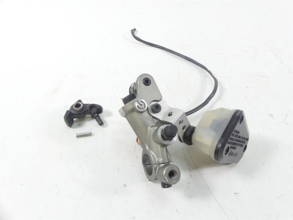 2013 Ducati Streetfighter 848 Brembo Radial Clutch Master Cylinder 63040483A {{ shop.shopifyCountryName }} - Mototech271